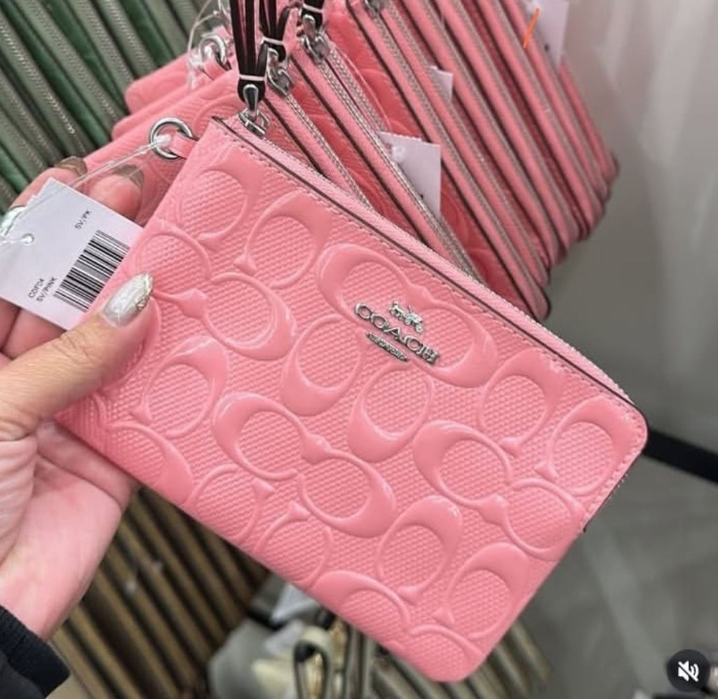 Corner Zip Wristlet pink