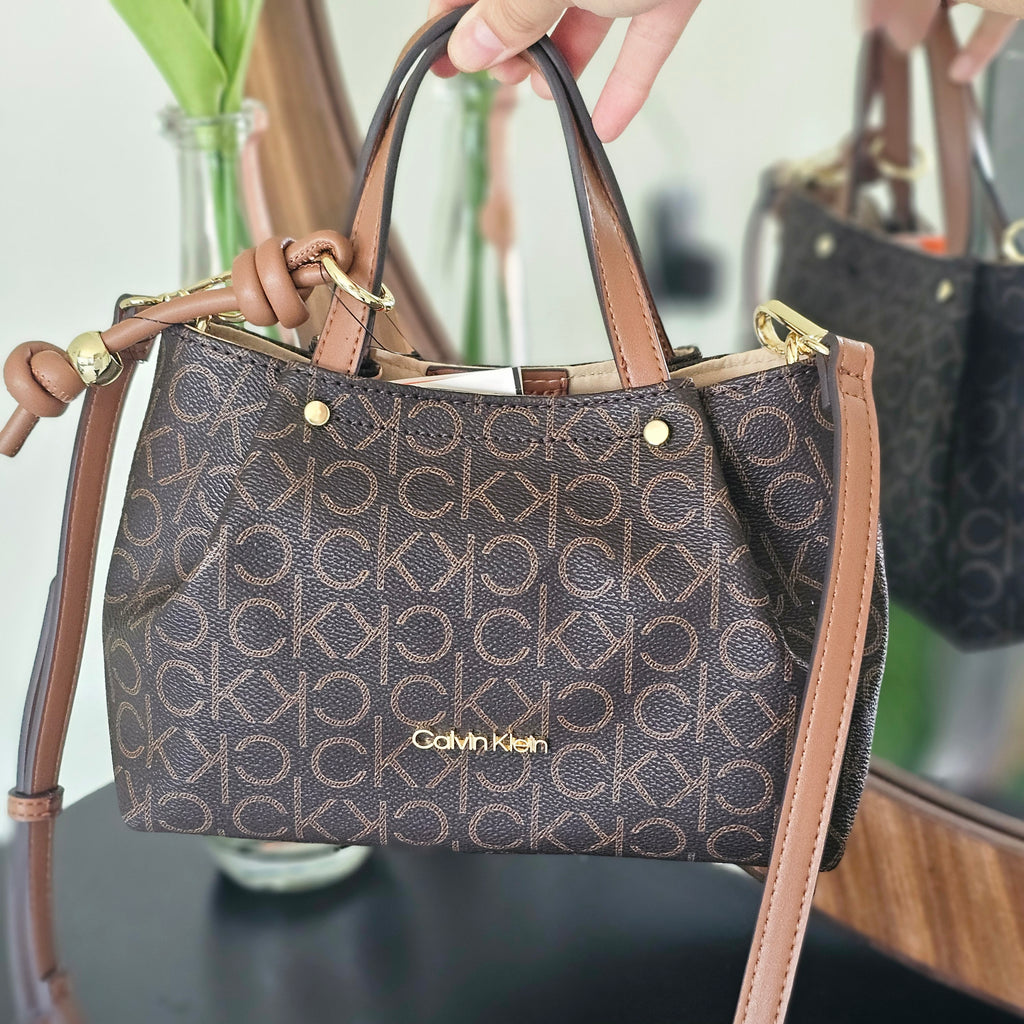 Crossbody tote ck