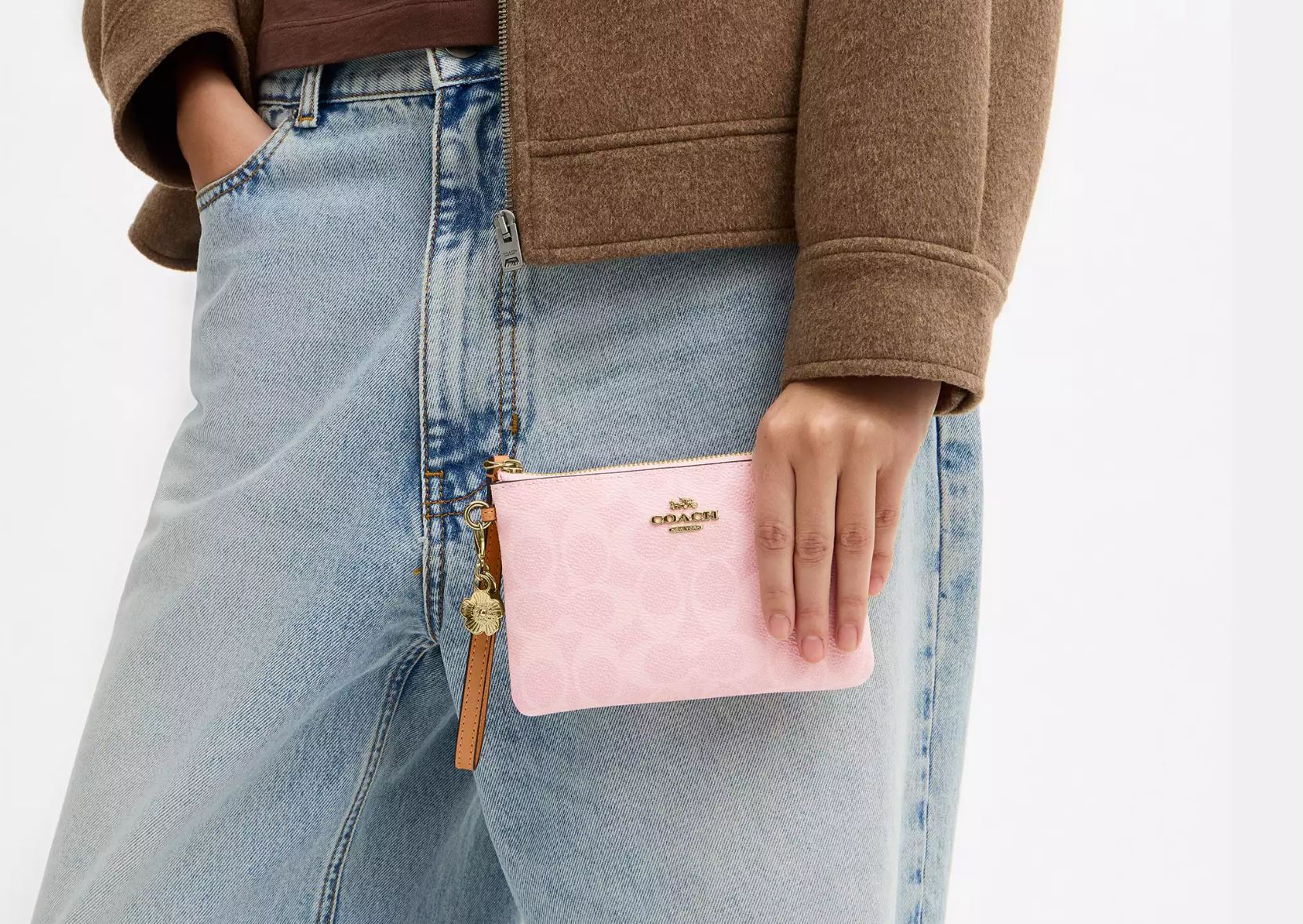 wristlet rosa edicion limitada coach