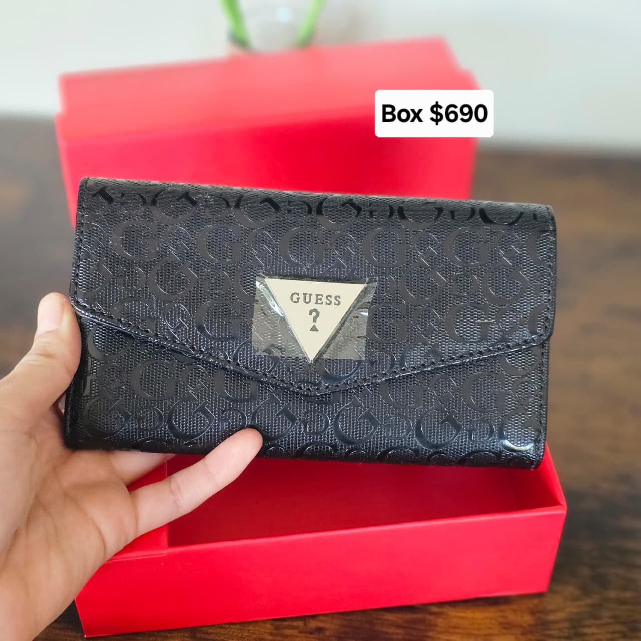 Box gift cartera negra guess