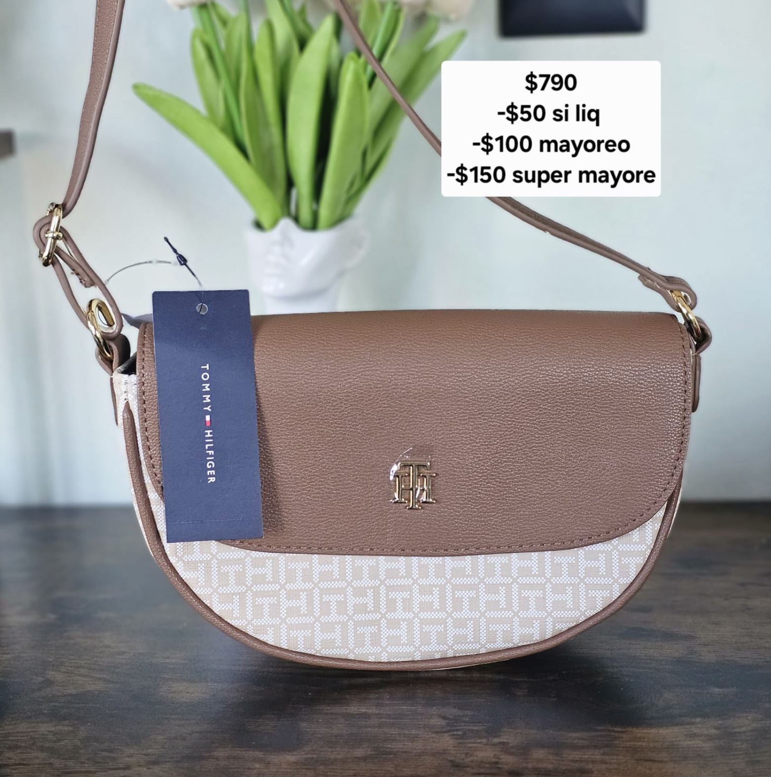 Tommy crossbody cafe con beige