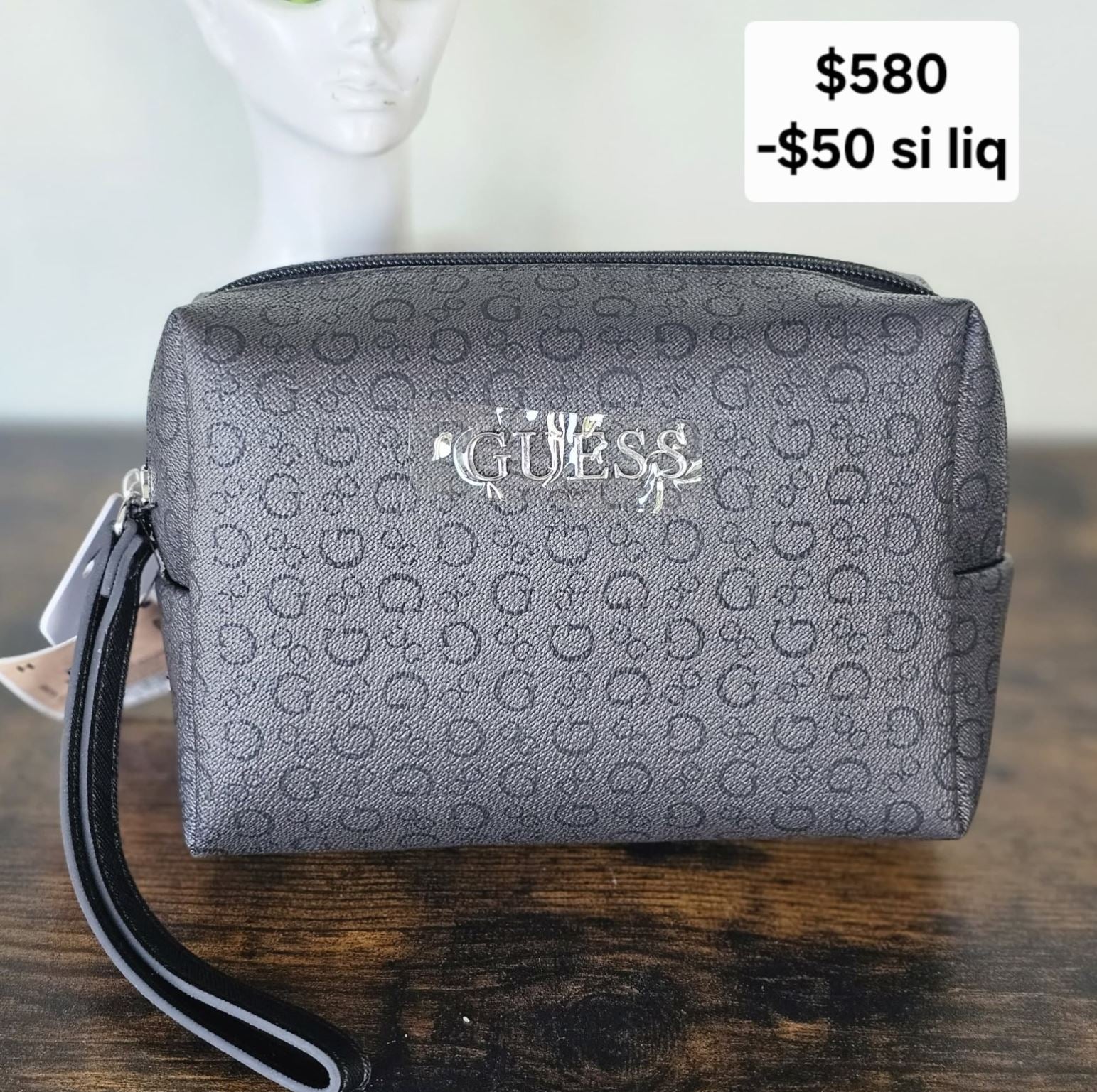 Cosmetiquera guess gris