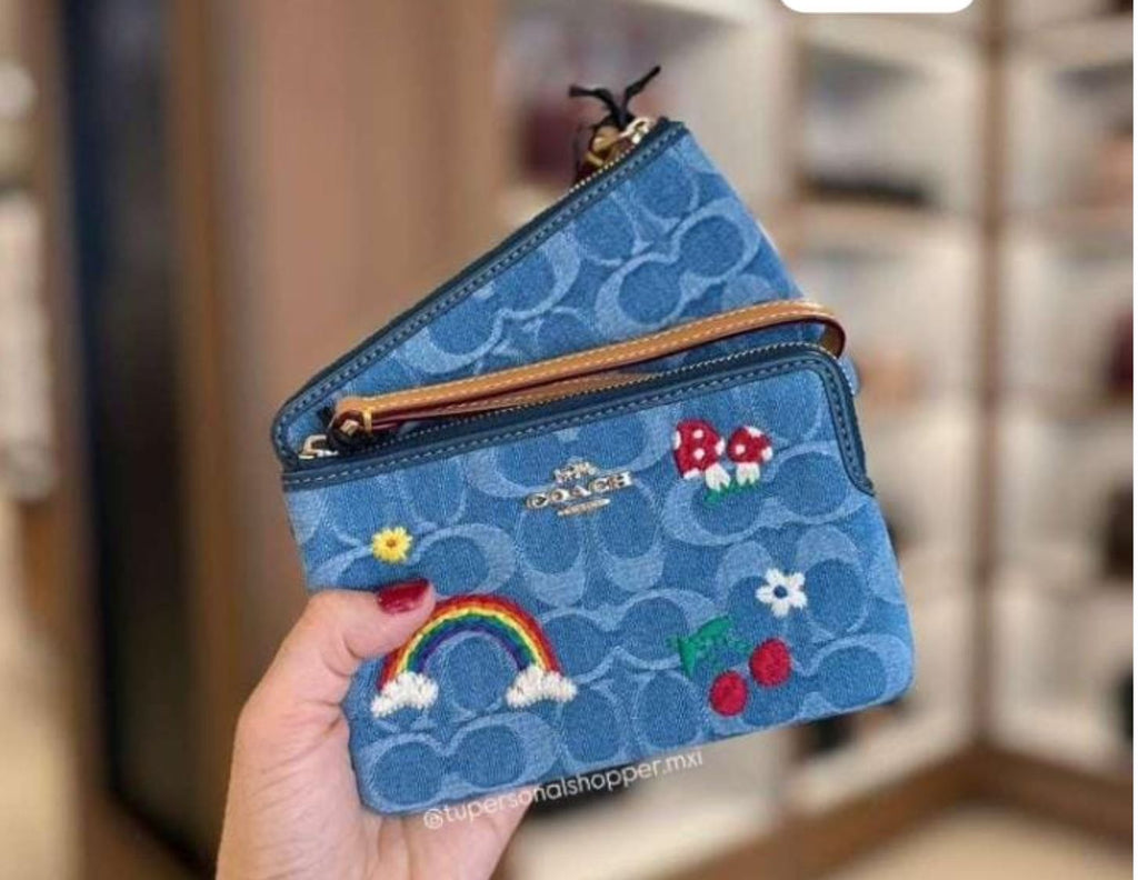 Corner Zip Wristlet arcoiris