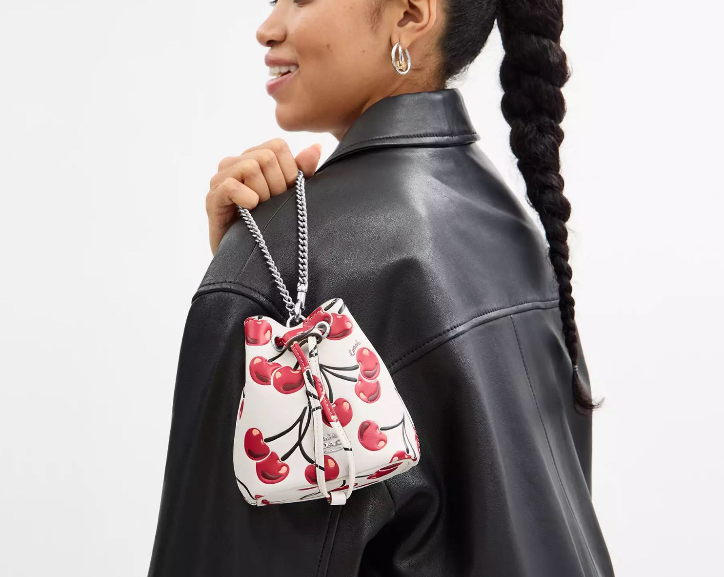 Wristlet bucket  coach cherry