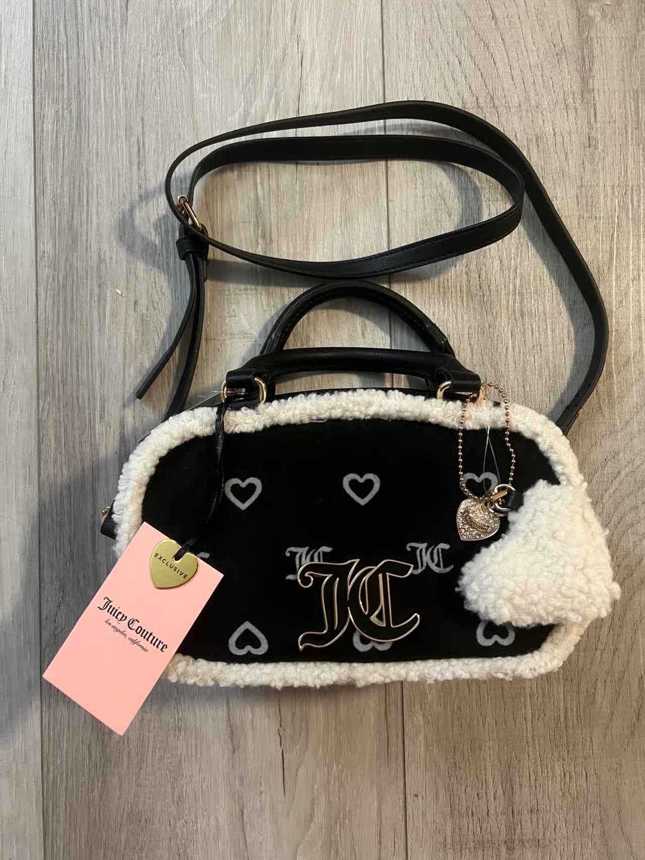 juicy crossbody negra peluche