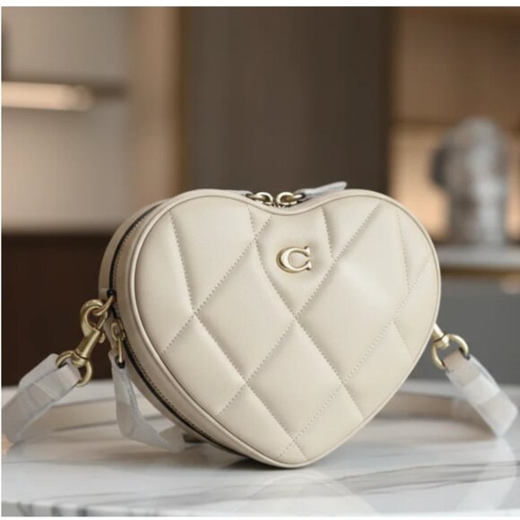 Coach boutique heart crossbody