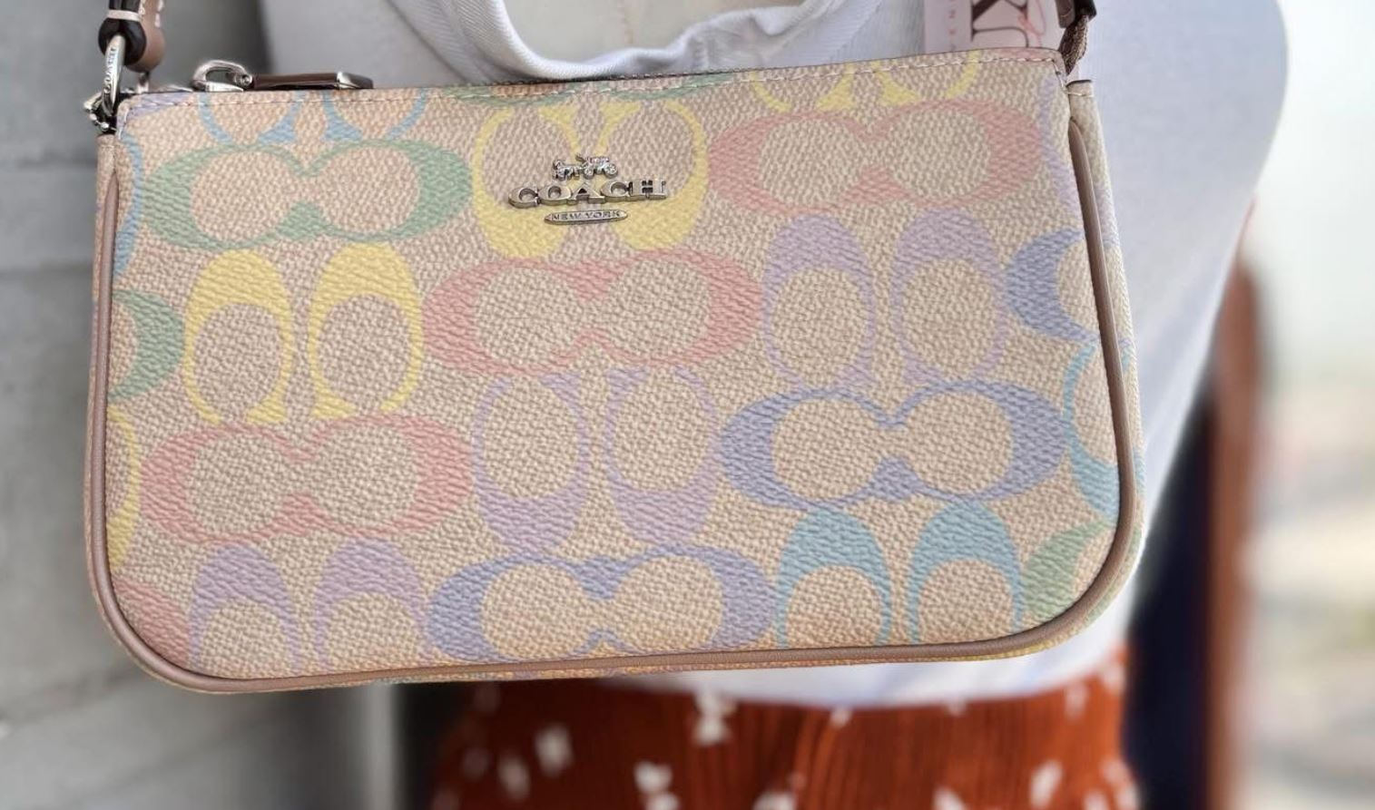 Nolita 19 coach colores arcoiris