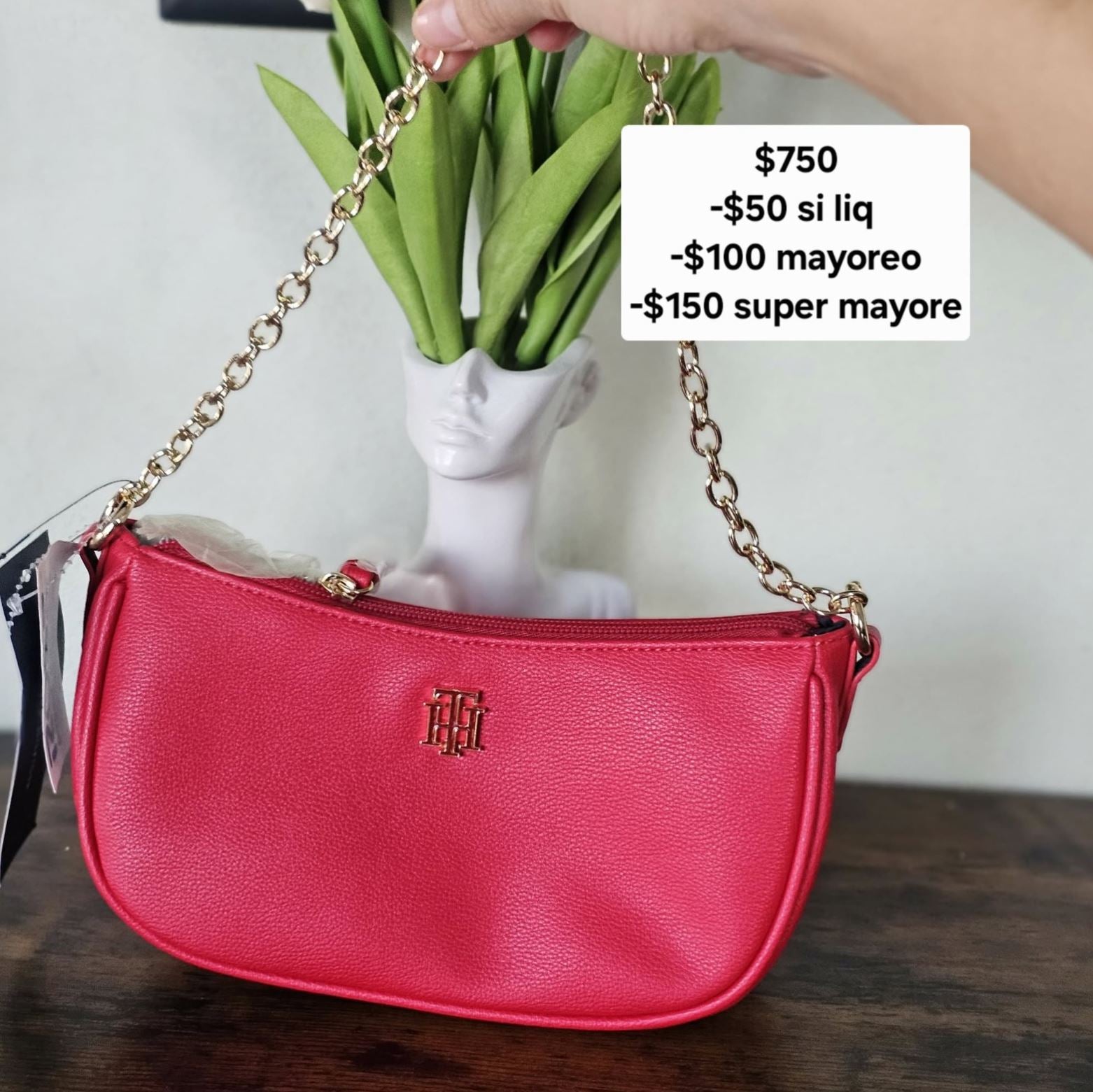 Tommy shoulder nolita roja